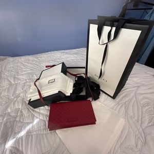Like new Gucci crossbody